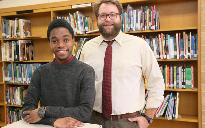 Alvin Watts and Andrew Linderman photo by Michael Sears - Milwaukee Journal Sentinel